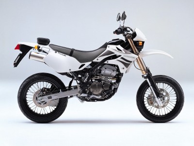 JA2006KLX250M6F266.jpg